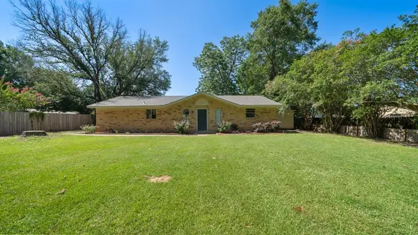 1399 vz county road 1803, Grand Saline, TX 75140