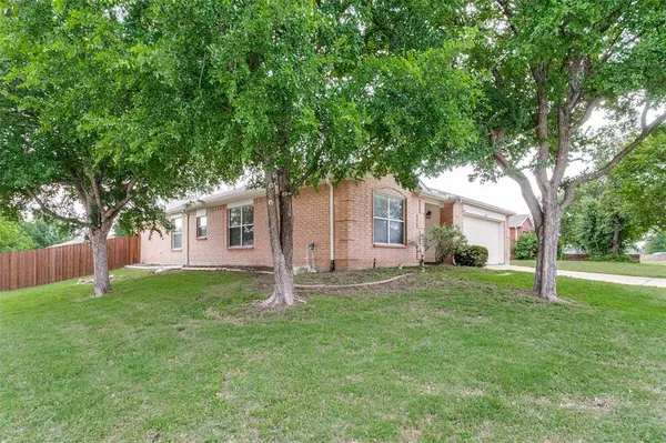 4501 Claret Court, Denton, TX 76226