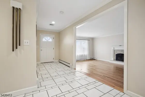 312 Lenox Ave, Pompton Lakes Boro, NJ 07442