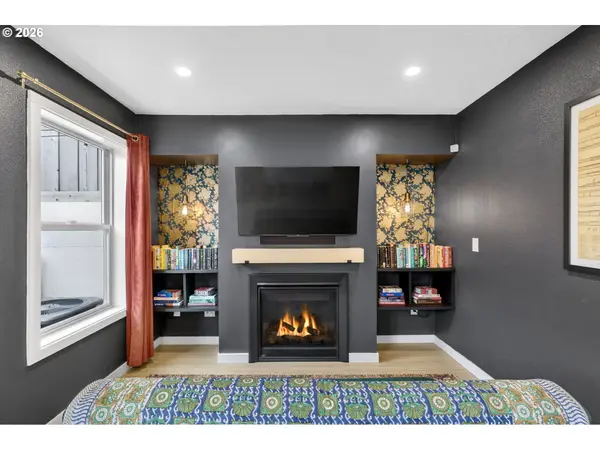 3954 SE GLADSTONE ST, Portland, OR 97202