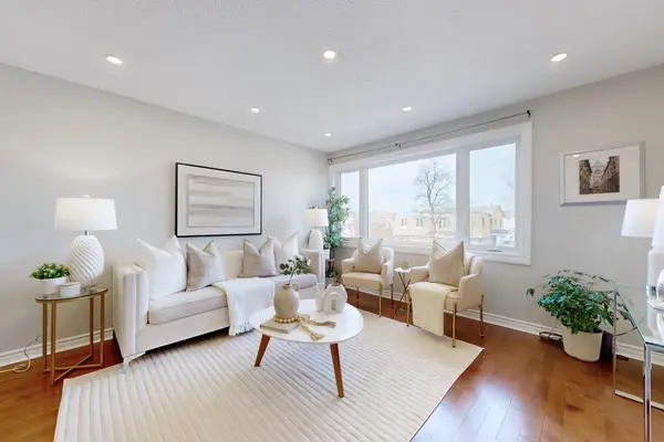 113 Kingswood DR N, Brampton, ON L6V 2X5