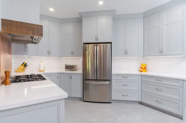 84 Castelli CT, Caledon, ON L7E 2T8