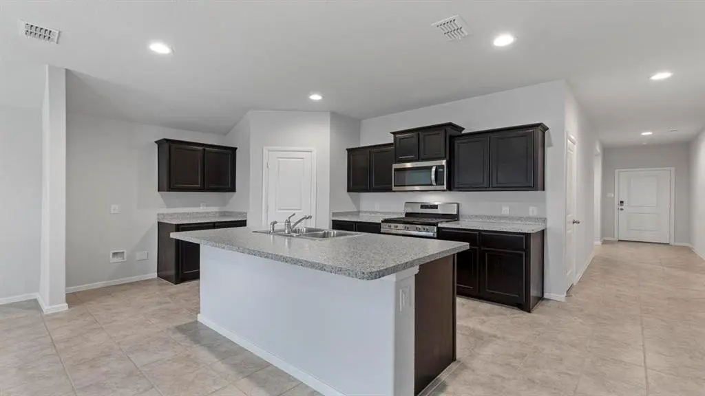 5908 Harvey Gap Lane, Denton, TX 76226