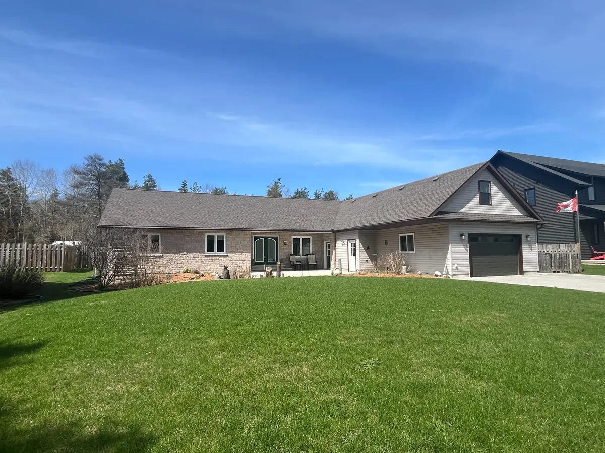 236 Bruce ST, South Bruce Peninsula, ON N0H 2T0