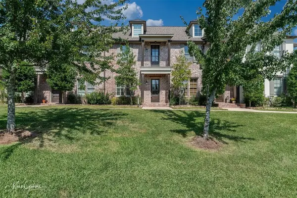 1930 Chestnut Park Lane, Shreveport, LA 71106