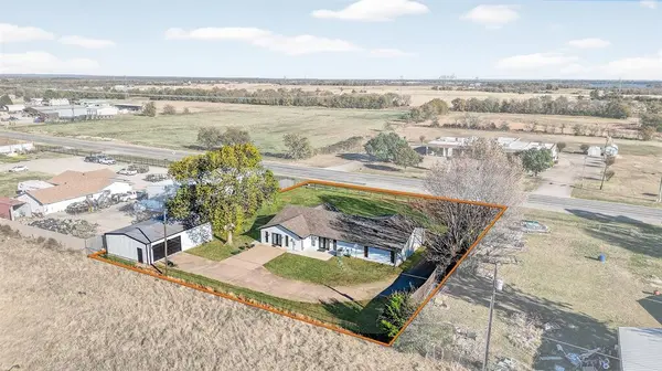 616 E Bells Boulevard, Bells, TX 75414