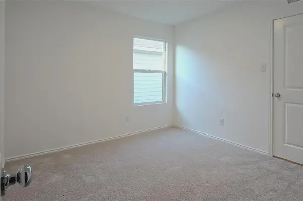 5836 Crystal Water Way, Princeton, TX 75407