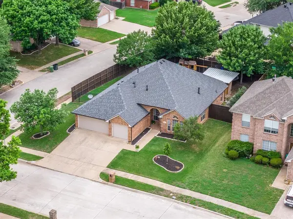 8601 Joshua Court, North Richland Hills, TX 76182