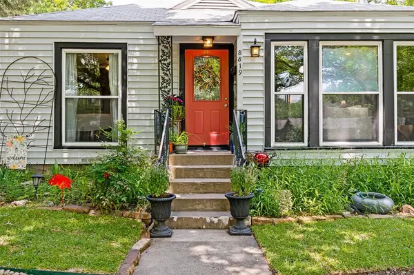 8819 Santa Clara Drive, Dallas, TX 75218