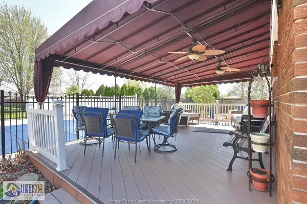 194 BRIEN Avenue East, Essex, ON N8M 2P6