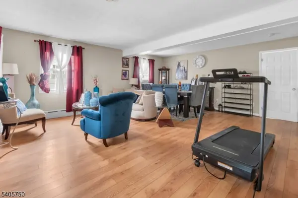 34 Chase Ave, Woodbridge Twp., NJ 07001