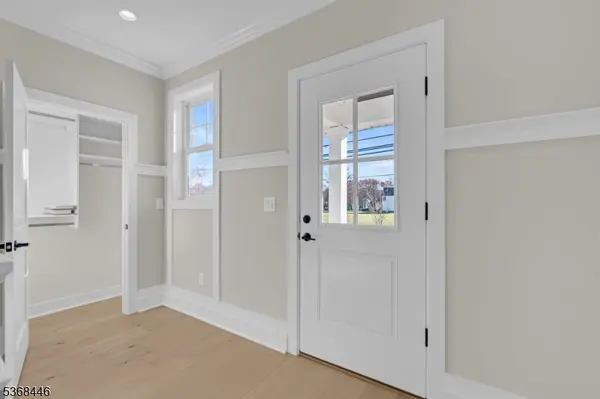 44 Brooklake Rd, Madison Boro, NJ 07940