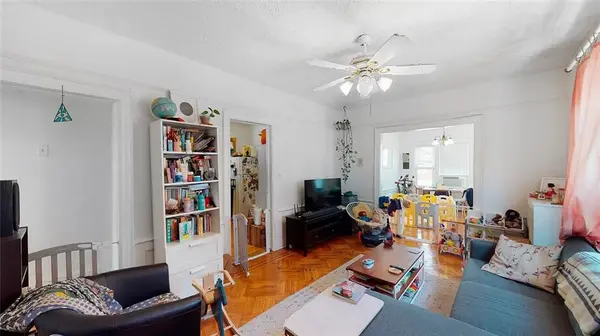 210 62nd ST, Brooklyn, NY 11220