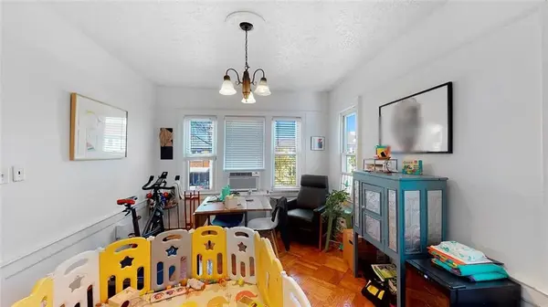 210 62nd ST, Brooklyn, NY 11220