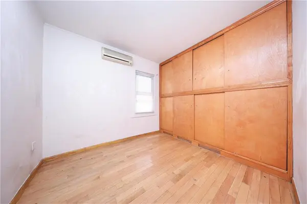 822 72nd ST, Brooklyn, NY 11228