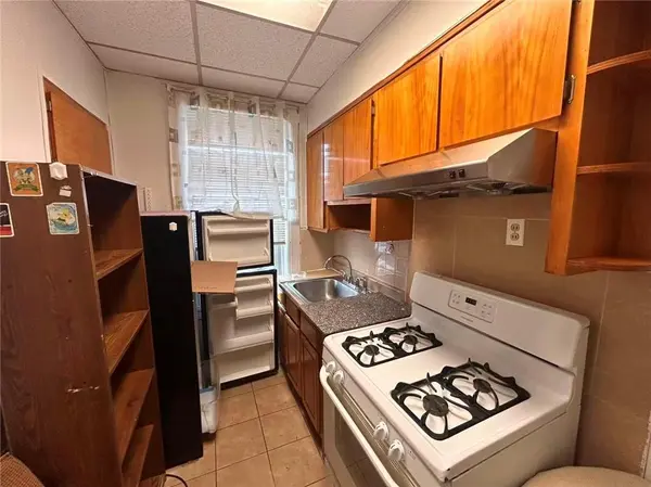 1794 West 9th ST, Brooklyn, NY 11223