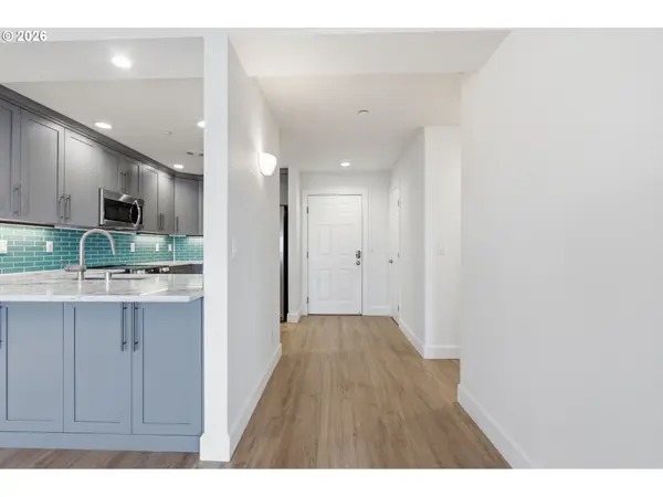 520 SE COLUMBIA RIVER DR #311, Vancouver, WA 98661