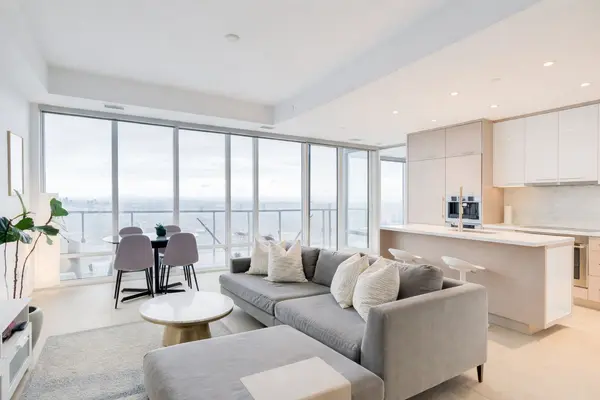 488 University AVE #5308, Toronto C01, ON M5G 0C1