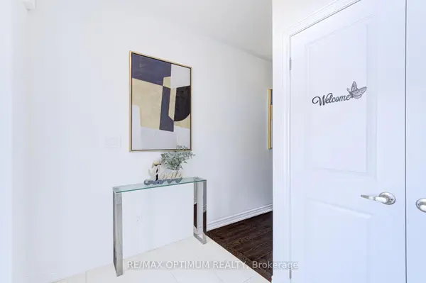 137 Fenchurch MNR, Barrie, ON L9J 0B7