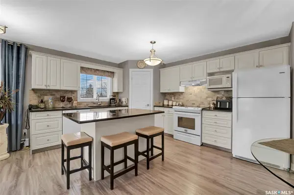 934 Heritage VIEW #117, Saskatoon, SK S7V 1E9