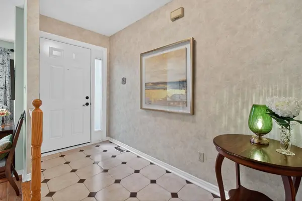 4635 Regents TER #30, Mississauga, ON L5R 1X4