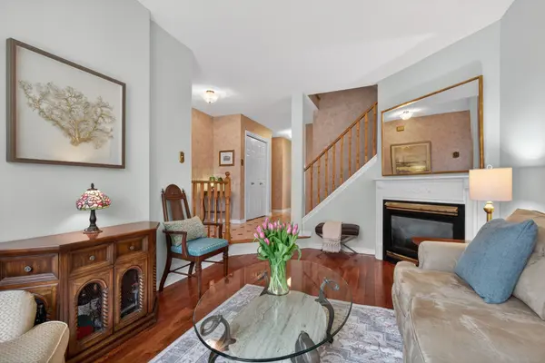 4635 Regents TER #30, Mississauga, ON L5R 1X4