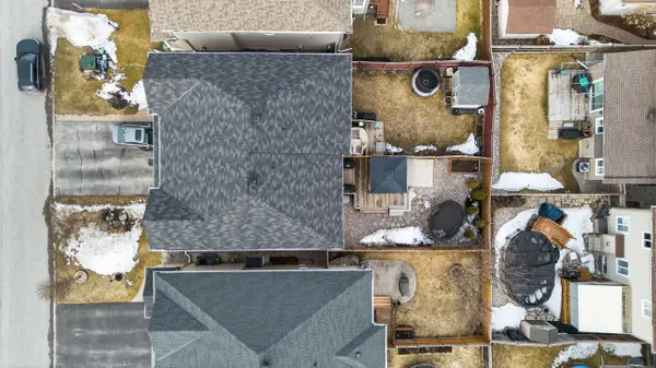 336 Glenbrae AVE, Kanata, ON K2W 0C2