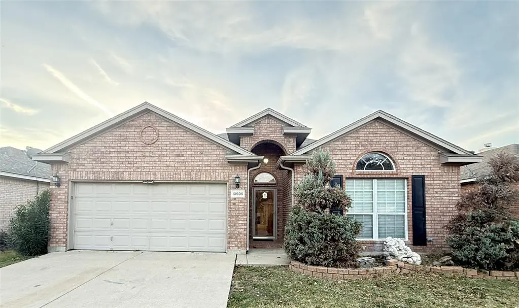 10605 Foothill Drive, Fort Worth, TX 76131