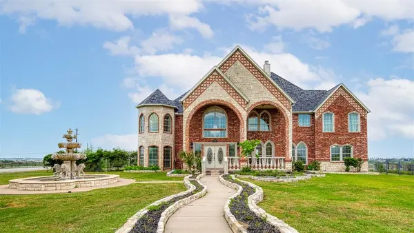 124 Lonesome Trail, Haslet, TX 76052