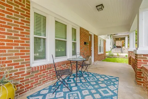 2204 Ashland Avenue, Fort Worth, TX 76107