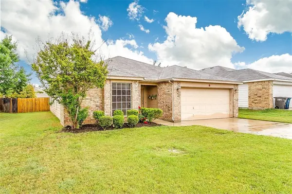660 Rosario Lane, Fort Worth, TX 76052
