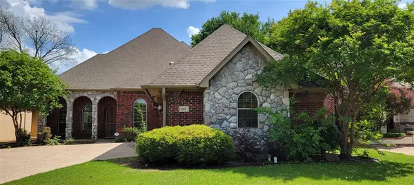 856 Merion Drive, Fort Worth, TX 76028