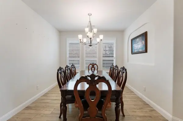 976 E Villas Court, Lewisville, TX 75067