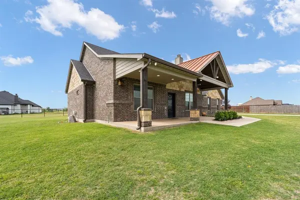 3401 Chinaberry Lane, Joshua, TX 76058