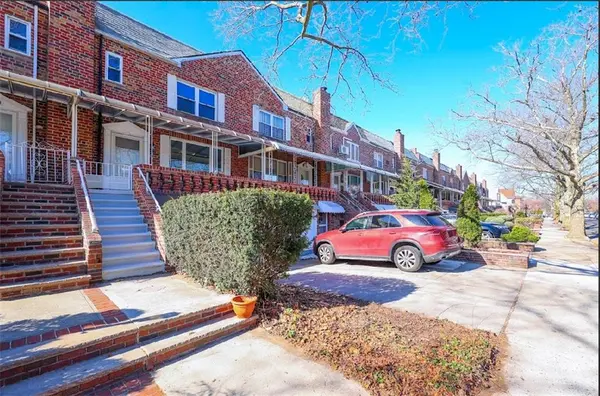 318 Bay 11th ST, Brooklyn, NY 11228