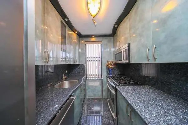 2685 East 7th ST #6P, Brooklyn, NY 11235