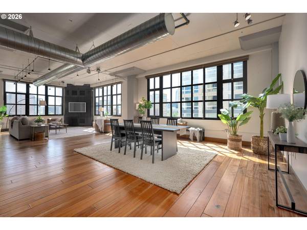 1400 NW Irving ST #609, Portland, OR 97209