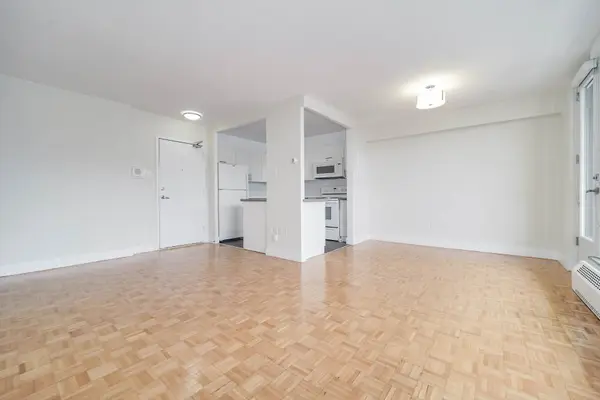 666 Spadina AVE #2510, Toronto C01, ON M5S 2H8