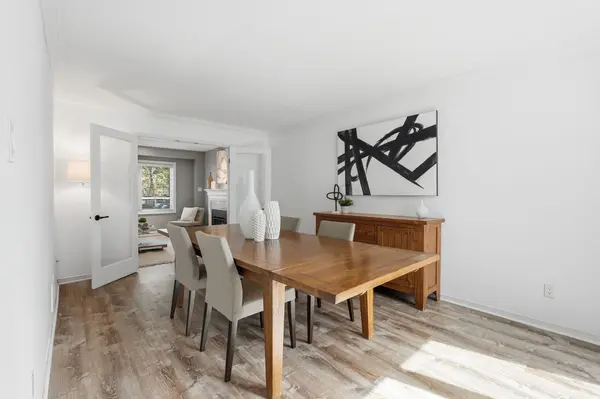 2493 Newport ST, Burlington, ON L7M 3X7