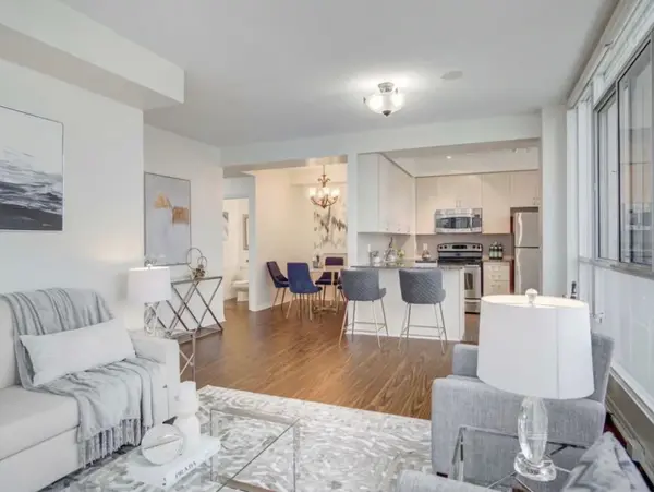 225 Webb DR #3004, Mississauga, ON L5B 4P2