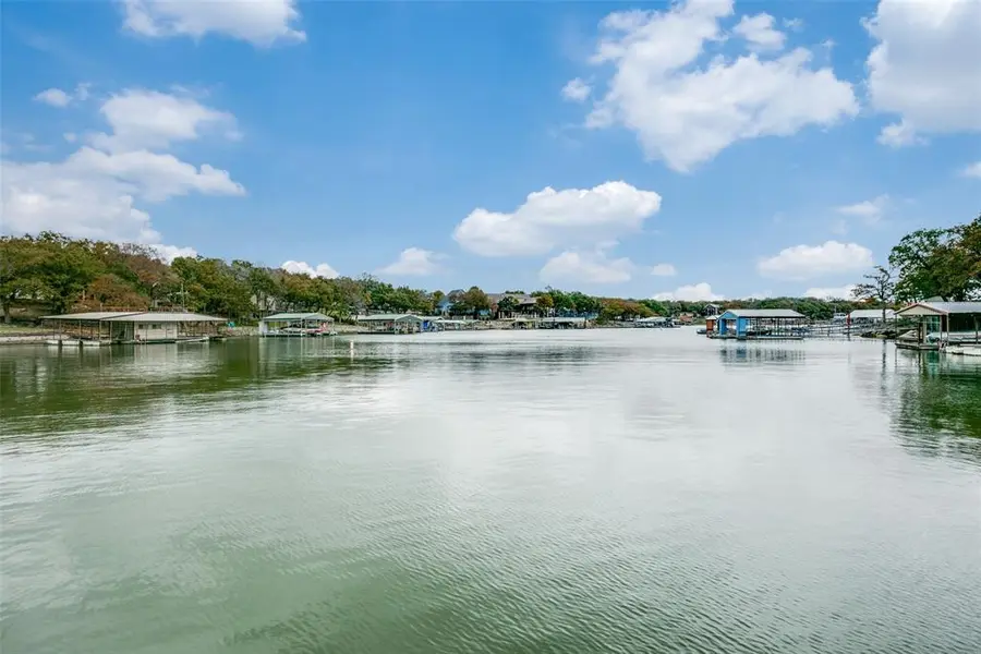 108 Three Forks Crossing, Chico, TX 76431