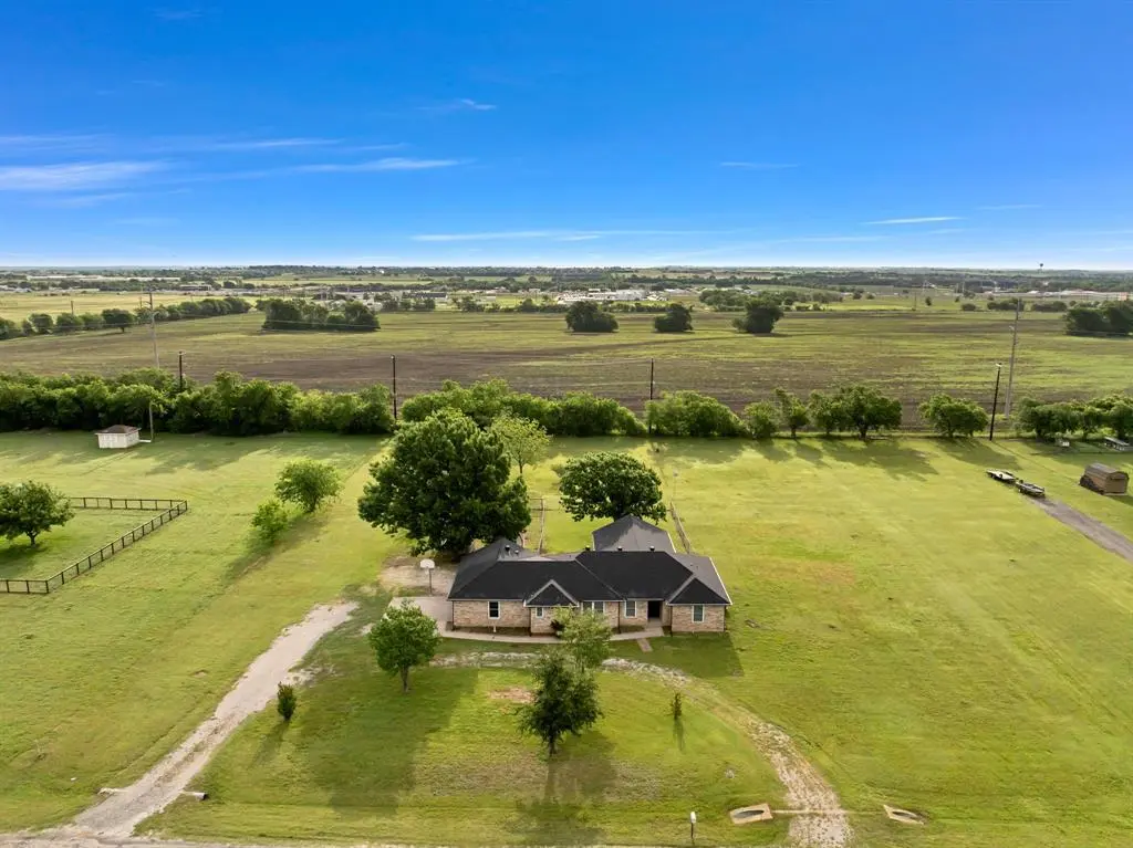 11345 Jennifer Circle, Sanger, TX 76266