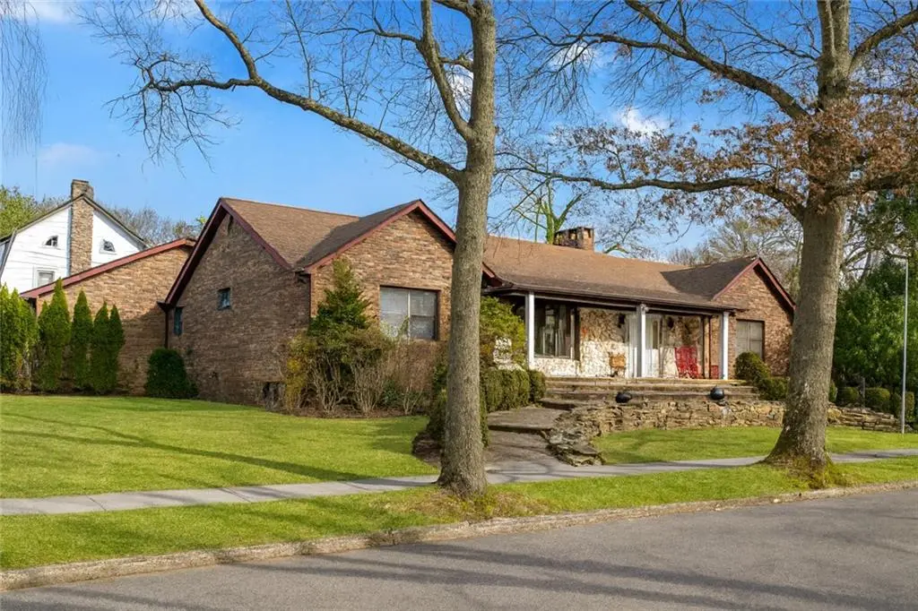 77 Irvington ST, Staten  Island, NY 10312