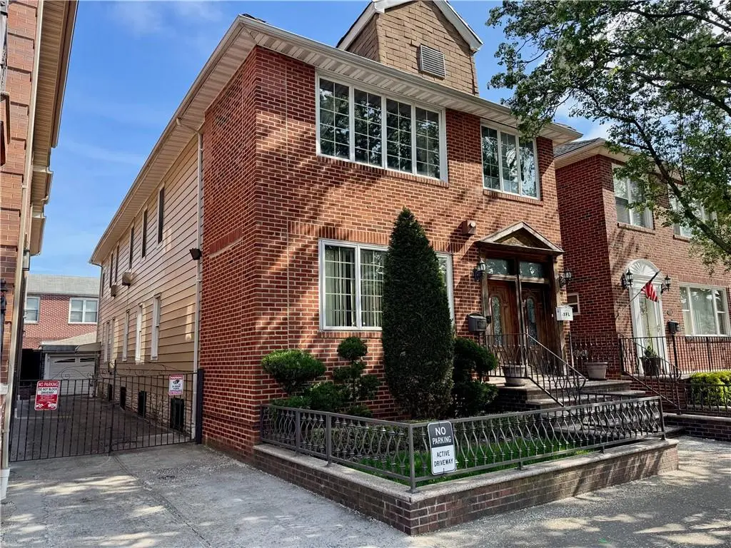 7305 19th AVE, Brooklyn, NY 11204