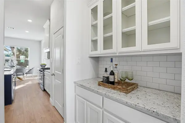 5861 Pollard Drive, Westworth Village, TX 76114