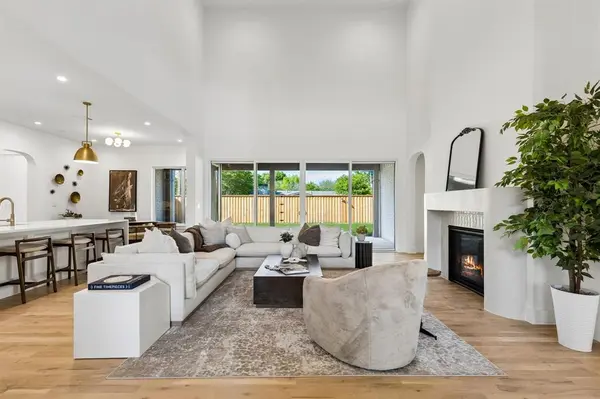 3129 Saint Croix Drive, Dallas, TX 75229