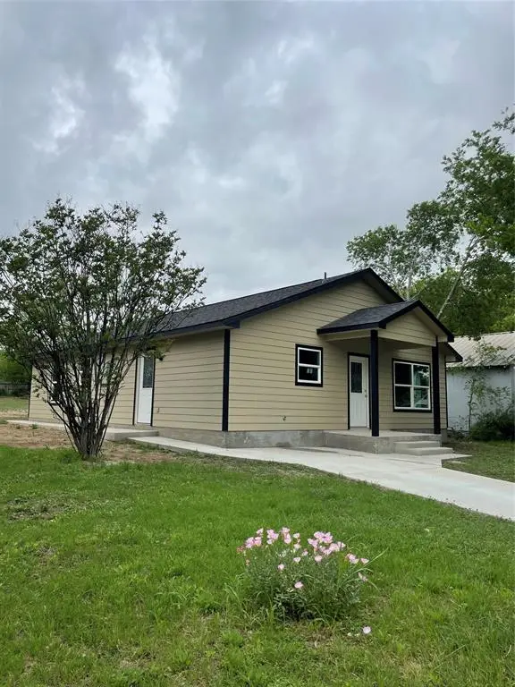 2515 Vine Street, Brownwood, TX 76801