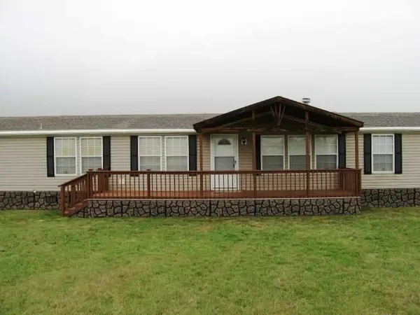 9413 Alabama Street, Joshua, TX 76058