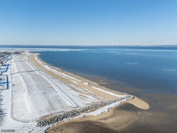 801 Bayview Ave, Union Beach Boro, NJ 07735