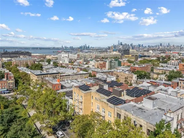 521 41st ST #C5, Brooklyn, NY 11232